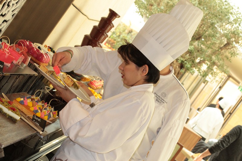 Sunday Buffet at Kempinski Summerland Hotel